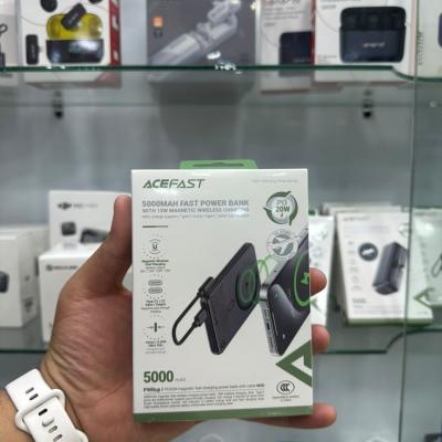 باور بنك ACEFAST للشحن اللاسلكي السريع M30، بقدرة 20 واط (PD) وسعة 5000 مللي أمبير في الساعة