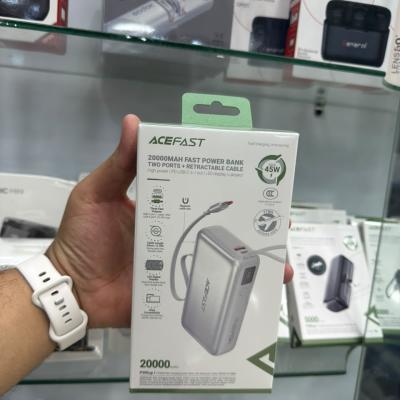 باور بانك ACEFAST M34 هو شاحن متنقل قوي بسعة 20000 مللي أمبير وقوة شحن سريع تصل إلى 45 واط